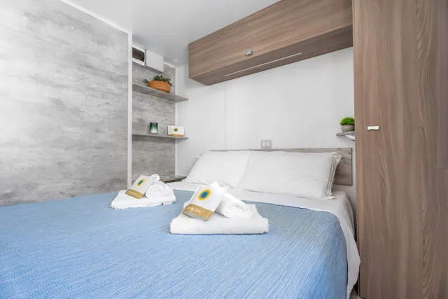 Deluxe, Family, Lodge، Club del Sole Marina Romea Easy Camping Village 3/5