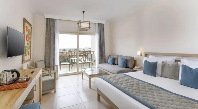 غرفة سوبيريور بسرير مزدوج أو سريرين منفصلين بإطلالة على المسبح، JAZ Casa Del Mar Resort (Ex Iberotel casa Del Mar) 1/10