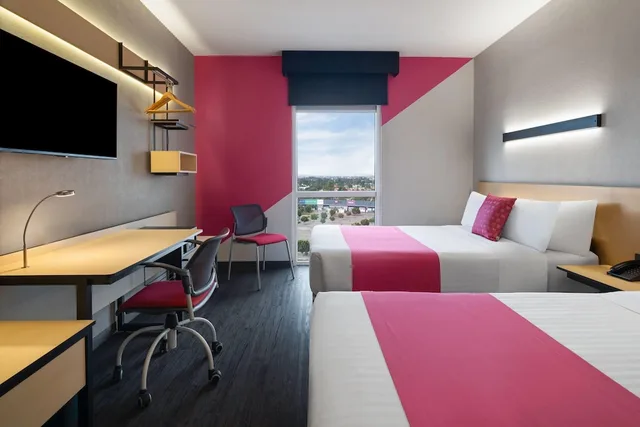 غرفة قياسية بسريرين مزدوجين، Hotel MX mas cuautitlan Izcalli, Trademark by Wyndham 4/10