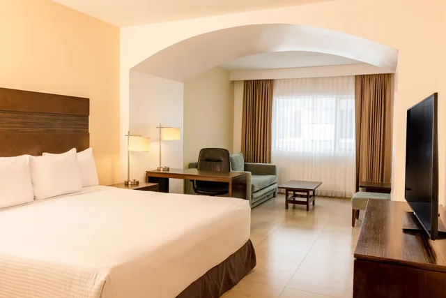 جناح، Wyndham Garden Cancun Downtown 1/2