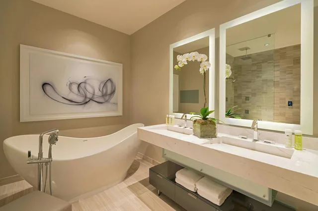 1 Bedroom, Presidential, Suite, Balcony, Corner, THE WESTIN AT THE WOODLANDS 2/2