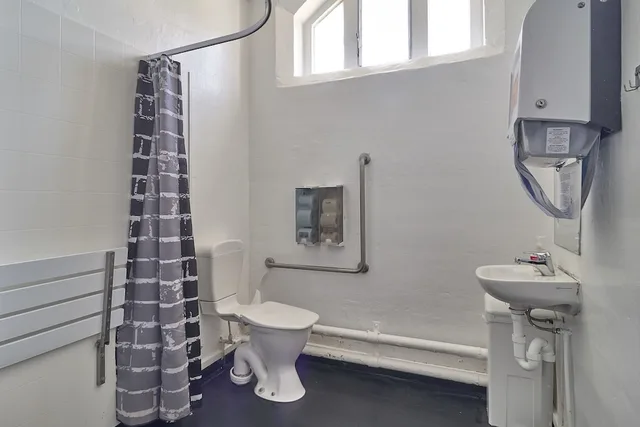غرفة بسرير مزدوج بحمام مشترك، Jailhouse Accommodation 9/9