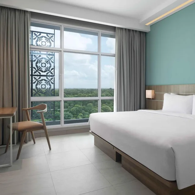 Hollywood, Superior، Hotel Santika Gunung Kidul 1/4