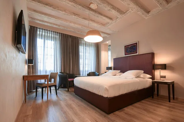 غرفة ديلوكس، Hotel d Alleves 1/7