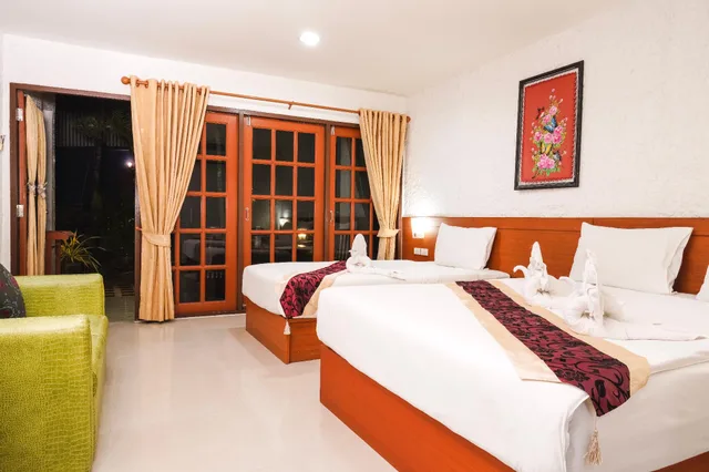 غرفة عائلية بسرير كوين وسرير فردي بإطلالة على المسبح، Neptuna Hotel by Maduzi 1/2
