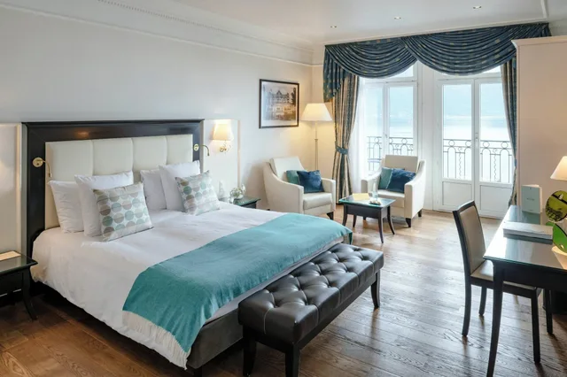 جناح جونيور بإطلالة على البحيرة، Grand Hotel Suisse Majestic 1/5