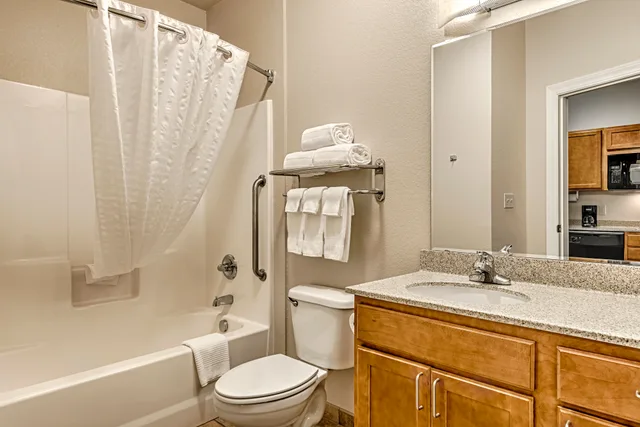 جناح استوديو بسرير كوين، Candlewood Suites Oak Harbor 4/5