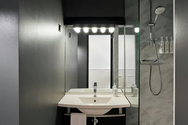 غرفة بسريرين منفصلين، Moxy Paris La Villette 8/10