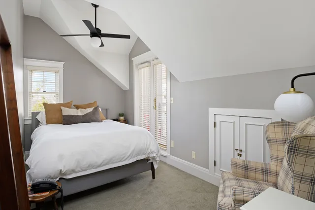 Deck, Queen Bed، Southmoreland on the Plaza Bed &amp; Breakfast 4/5