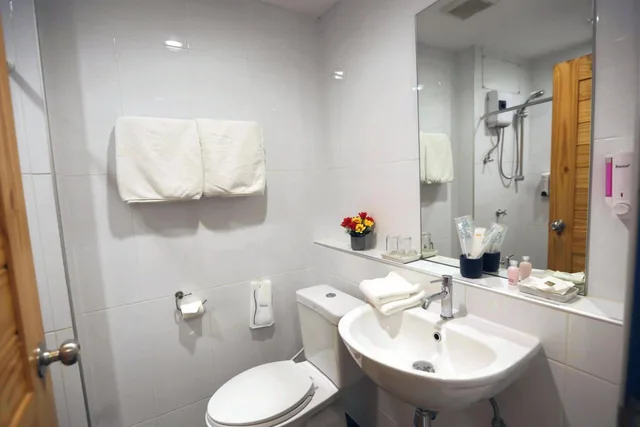 غرفة اقتصادية بسرير مزدوج، Montha Hotel 7/8