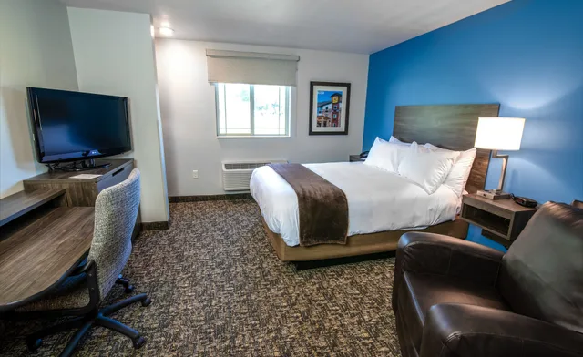 غرفة بسرير كوين لذوي الإعاقة، My Place Hotel-Portland East, OR 3/5