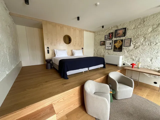 غرفة ديلوكس بسرير مزدوج أو سريرين منفصلين بإطلالة على النهر، The House Of Sandeman Hostel & Suites 10/10