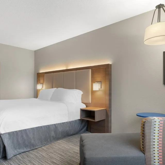 غرفة قياسية، Holiday Inn Express Suites Coralville 1/2