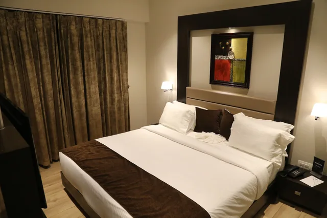 غرفة بريميير بسرير كينج، Hotel Virgo Sumeru 3/3
