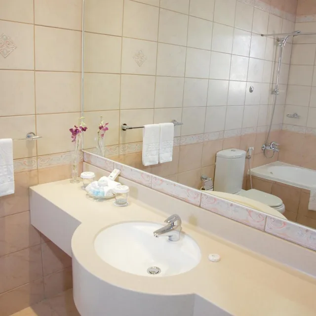 شاليه بسرير كينج بغرفتي نوم، Green Mubazzarah Chalets 3/7