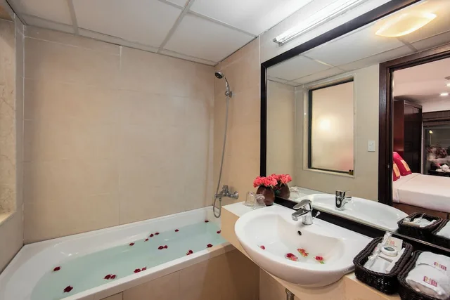 جناح جونيور بسريرين منفصلين بإطلالة على المدينة، Au Coeur D Apos Hanoi Boutique Hotel 3/3