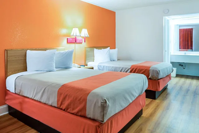غرفة رباعية للمدخنين، Motel6 Perry, GA 4/10