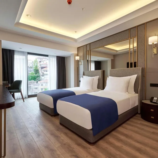 غرفة ديلوكس بسرير كينج بإطلالة على البحر، Ciragan Hotel Bosphorus Istanbul 1/4