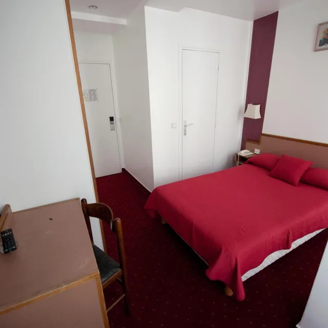 غرفة مفردة، Hôtel Royal Bergère 3/6