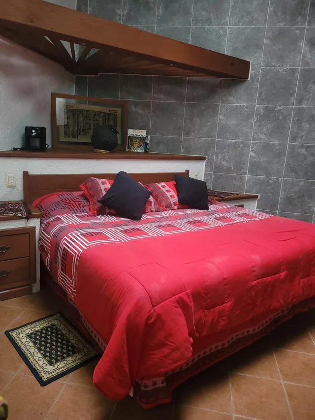 جناح جونيور، Hotel Casa Valle 2/10