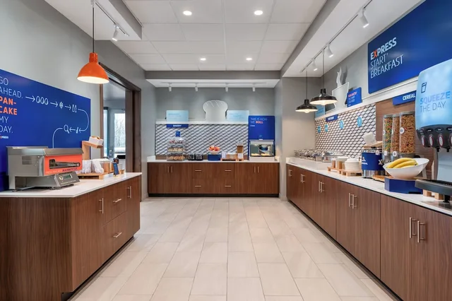 Holiday Inn Express & Suites Westfield Indianapolis by IHG، ويستفيلد 8/50