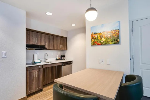 2 Bedrooms, 1 King or 2 Double Beds, Accessible، Homewood Suites by Hilton Carlsbad North San Diego County 1/2