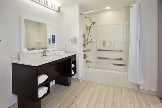 جناح بسرير كوين لذوي الإعاقة، Home2 Suites By Hilton Austin Cedar Park Tx 3/3