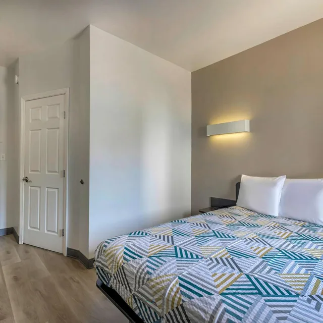 غرفة ديلوكس بسرير كوين، Motel6 Cedar Park, TX 1/7