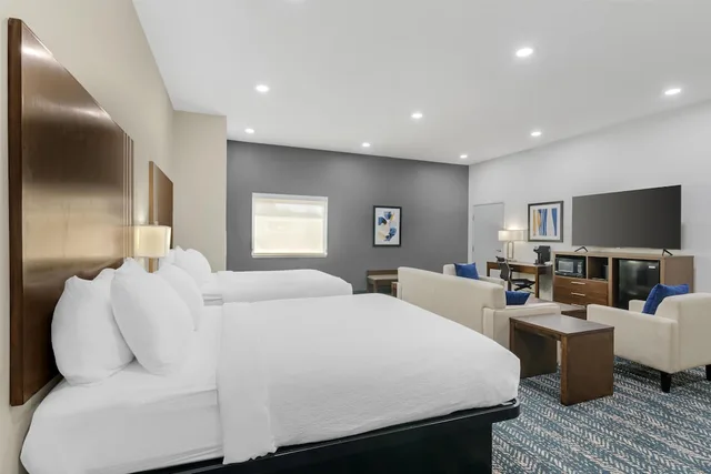 Suite, Multiple Beds, Sofa، Best Western Plus Washington Hotel 1/5