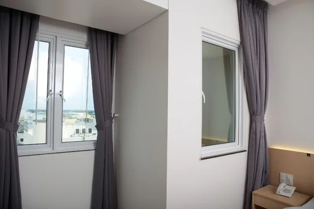 Deluxe, Twin Beds, Hung Cuong Hotel 4/4