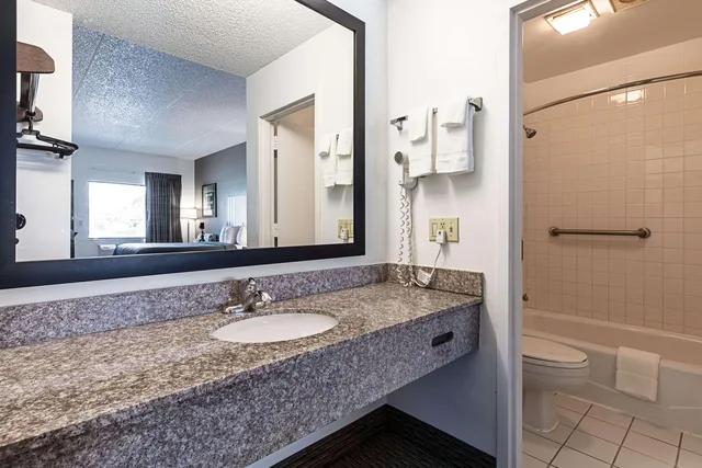 غرفة بسريرين كوين، Econo Lodge Vero Beach - Downtown 5/6