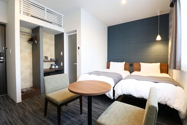 Twin Room, M's Hotel Nijojo Oike 3/7