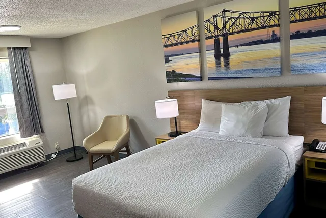 غرفة بسرير مزدوج، Days Inn by Wyndham Columbia NE Fort Jackson 2/4