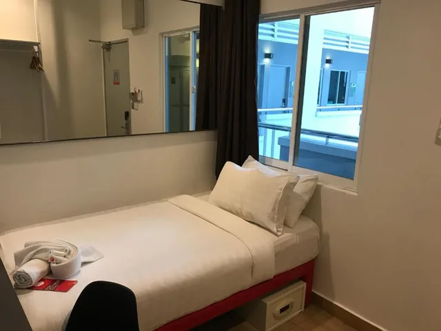 غرفة مفردة، Tune Hotel Klia Aeropolis 1/8