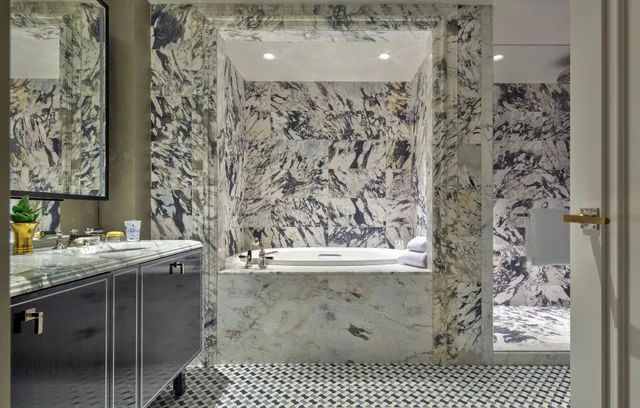 جناح بريميير، The Carlyle, A Rosewood Hotel 2/2