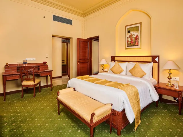 Prince, Suite, The Ummed Jodhpur Palace Resort & Spa 2/4