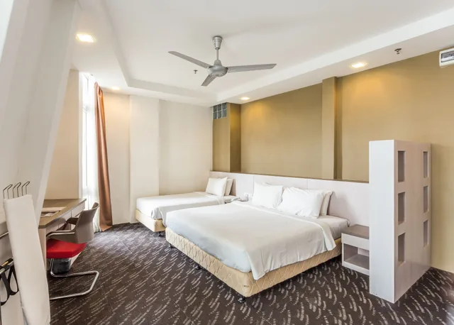 غرفة عائلية ثلاثية بسرير كينج وسرير فردي، Palette KL Sentral Station Formerly Scott Hotel 1/5