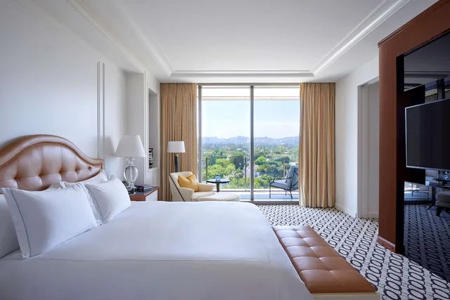 Waldorf, Suite, King Bed، Waldorf Astoria Beverly Hills 1/2