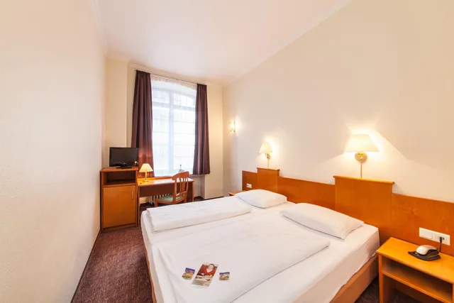 غرفة بسرير مزدوج، Hotel Ahl Meerkatzen 5/8