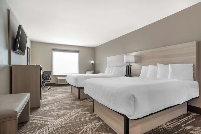 غرفة قياسية بسريرين كوين، Best Western Plus Jackson Downtown-Coliseum 2/7