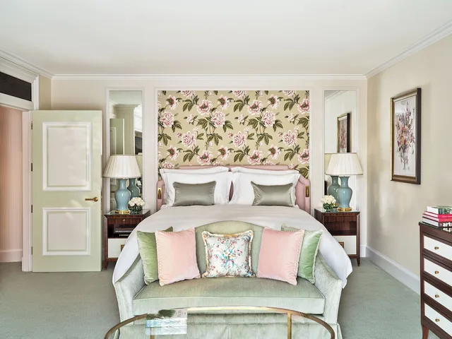 غرفة تنفيذية بسرير كينج، The Dorchester Hotel 5/9