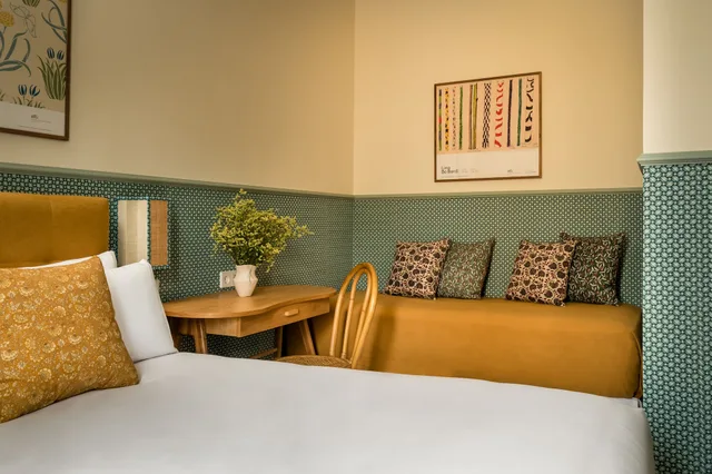 غرفة سوبيريور بسرير كوين، Hotel Abril 6/8