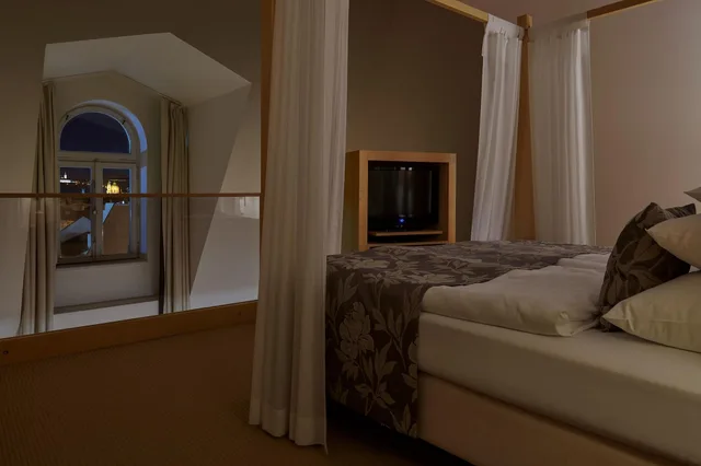 Skyloft, Junior Suite، Ventana Hotel Prague 1/3