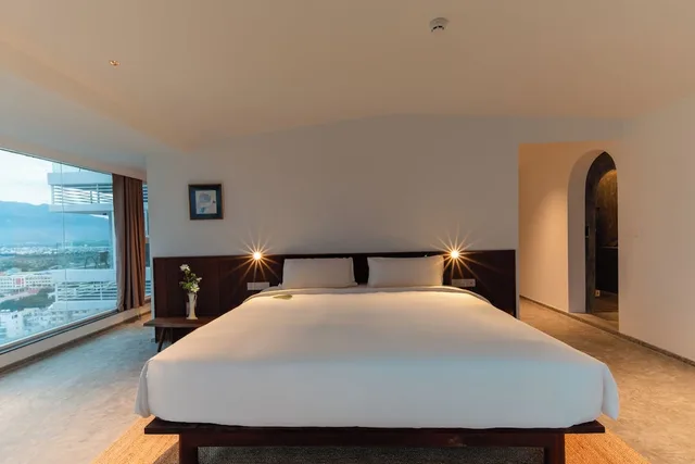 Rustic, Presidential, Suite, King Bed، GREEN WORLD HOTEL NHA TRANG 1/2