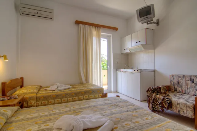 Studio, Triple, 1 Double and 1 Single Bed, Sea View, Sunrise Hotel and Apartments Rodakino 3/7