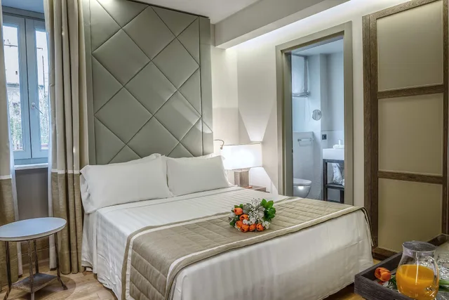 French, Double Bed، Hotel Martis Palace 1/4