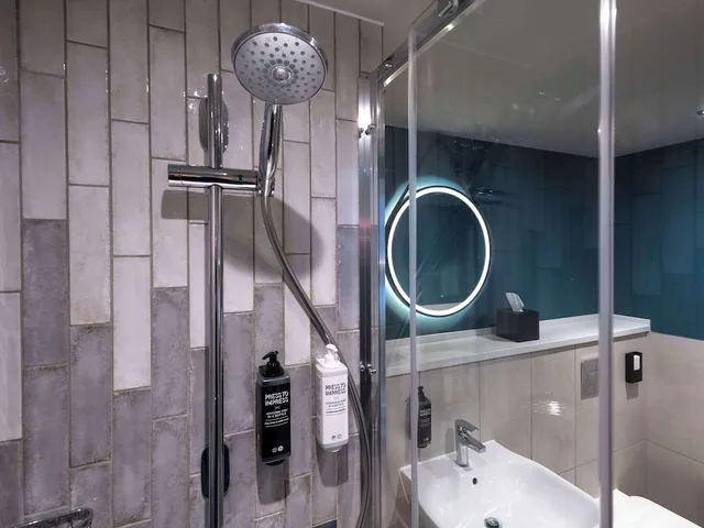 غرفة قياسية بسرير كينج، ibis Styles Burton On Trent 4/5
