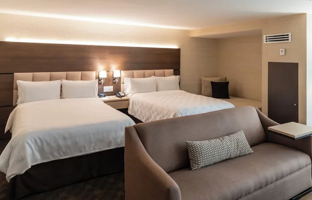 Suite, 2 Double Beds, HOLIDAY INN GUATEMALA 4/10