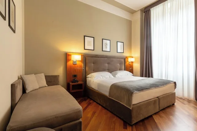 غرفة ديلوكس ثلاثية بثلاثة أسرّة، Embassy Hotel Florence 2/3