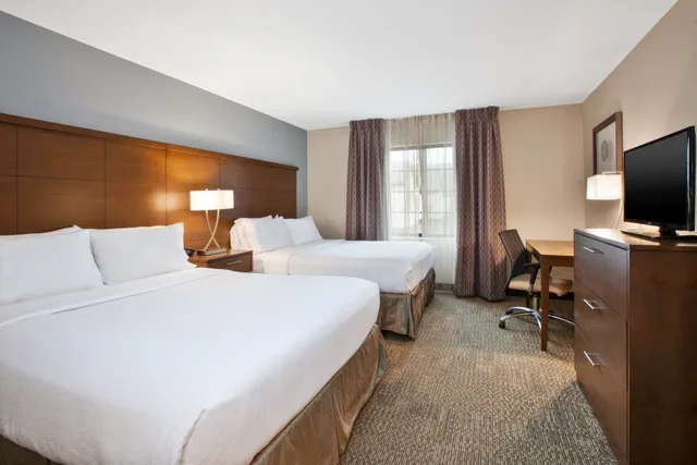 2 Bedrooms, Suite, 2 Queen Beds, STAYBRIDGE SUITES KALAMAZOO 2/4